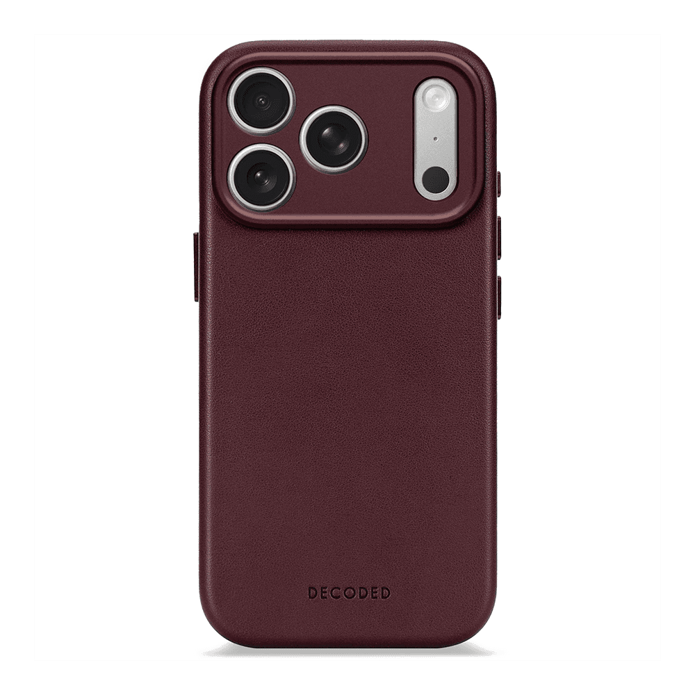 Decoded Leather Backcover - iPhone 17 Pro - Dark Ruby