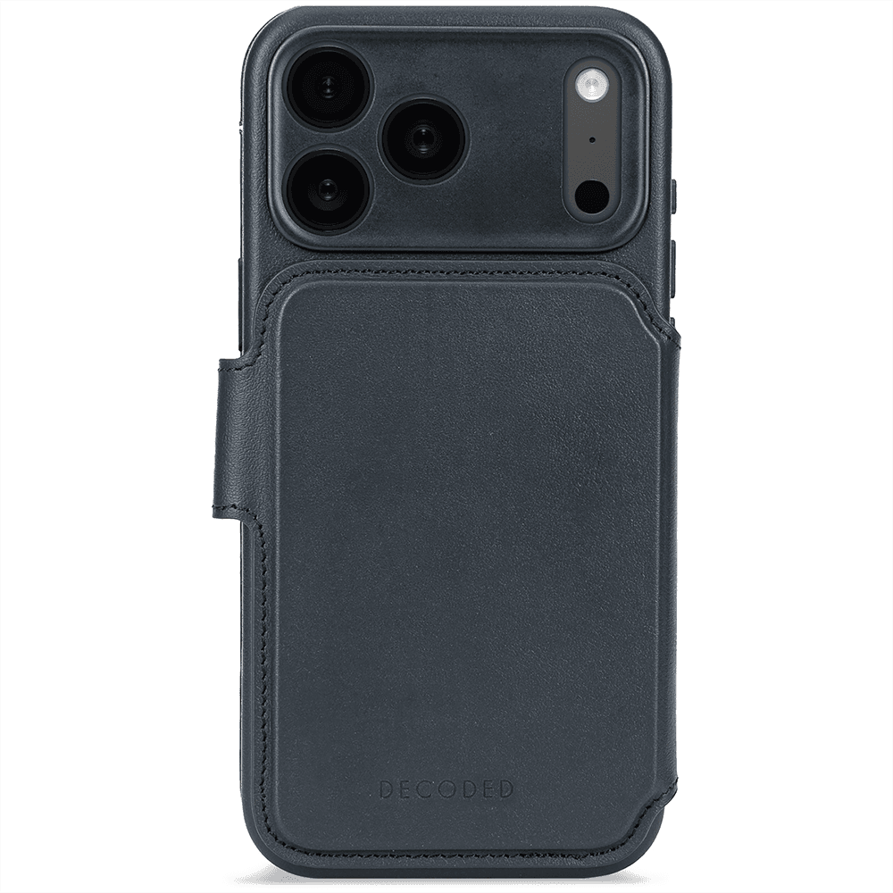 Decoded Leather Detachable Wallet - iPhone 17 Pro - Navy Shadow